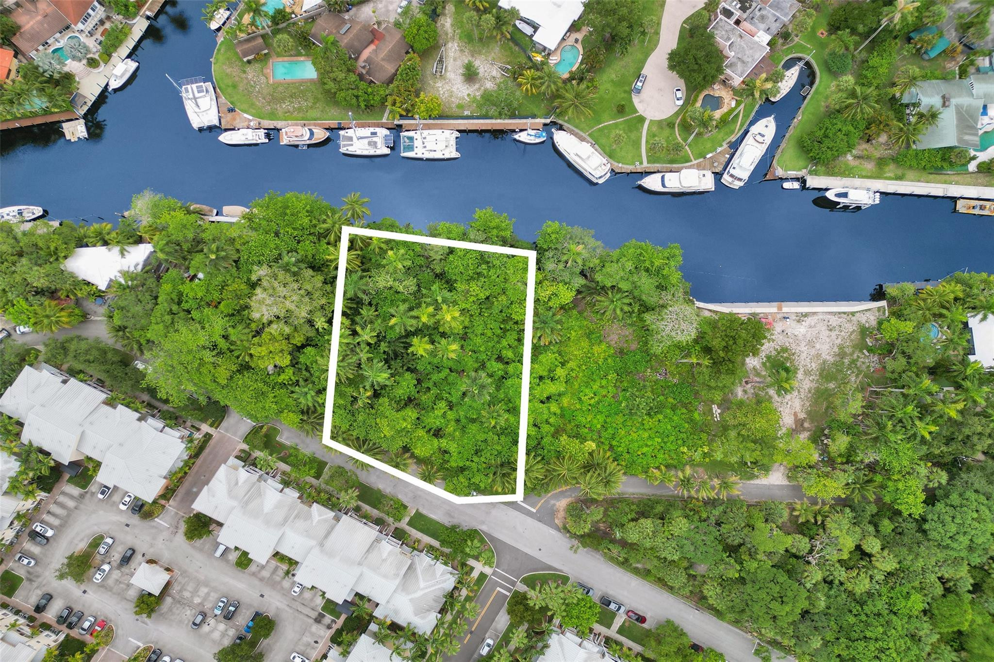401 SW 14th Ave.