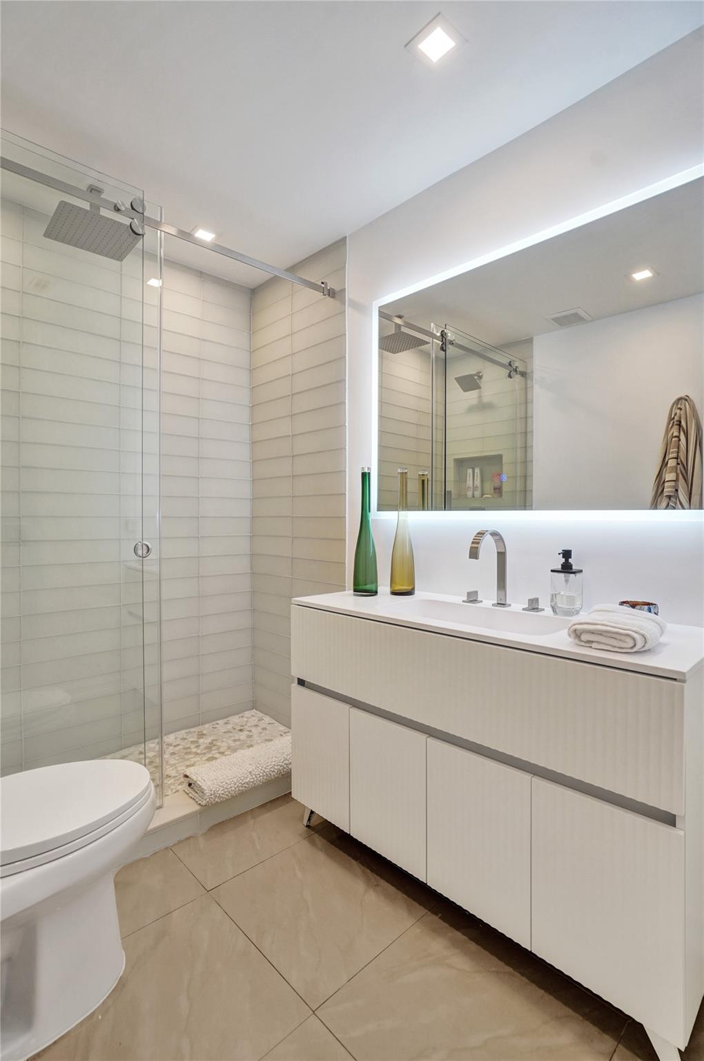 632 NW 28th St