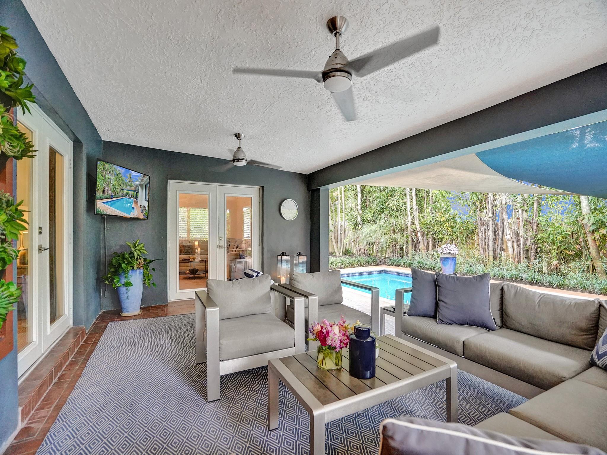 632 NW 28th St