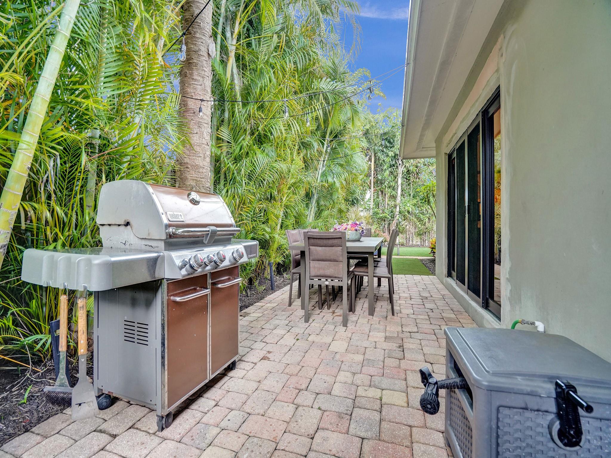 632 NW 28th St