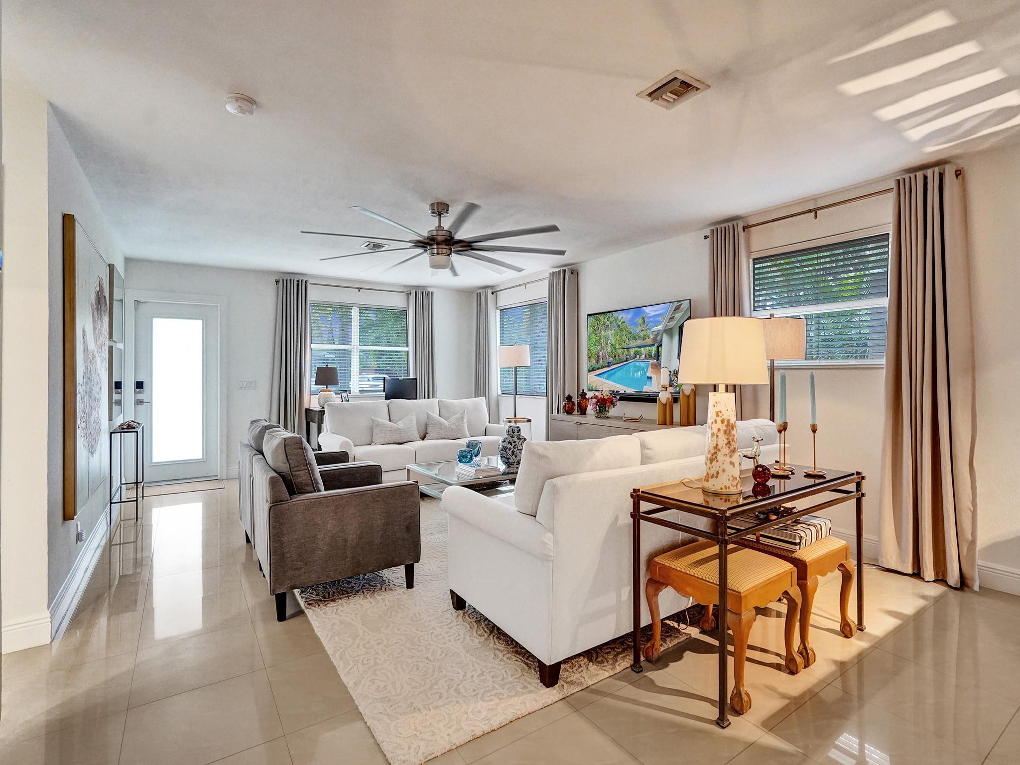 632 NW 28th St