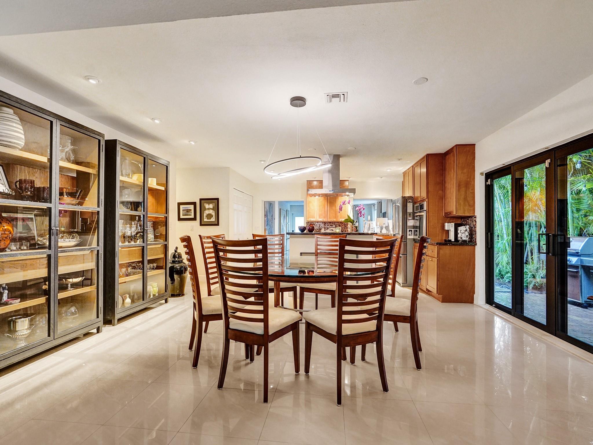 632 NW 28th St