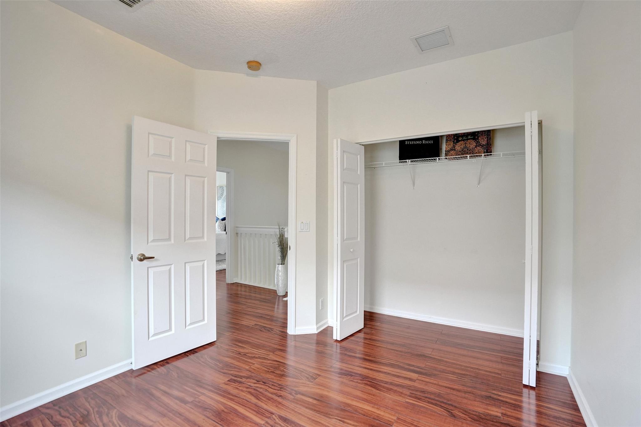 4283 S Magnolia Cir