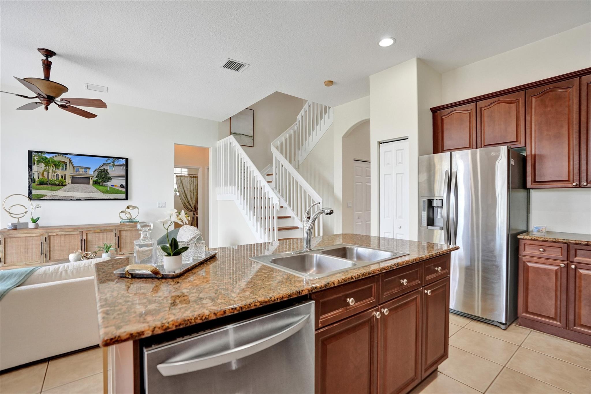 4283 S Magnolia Cir