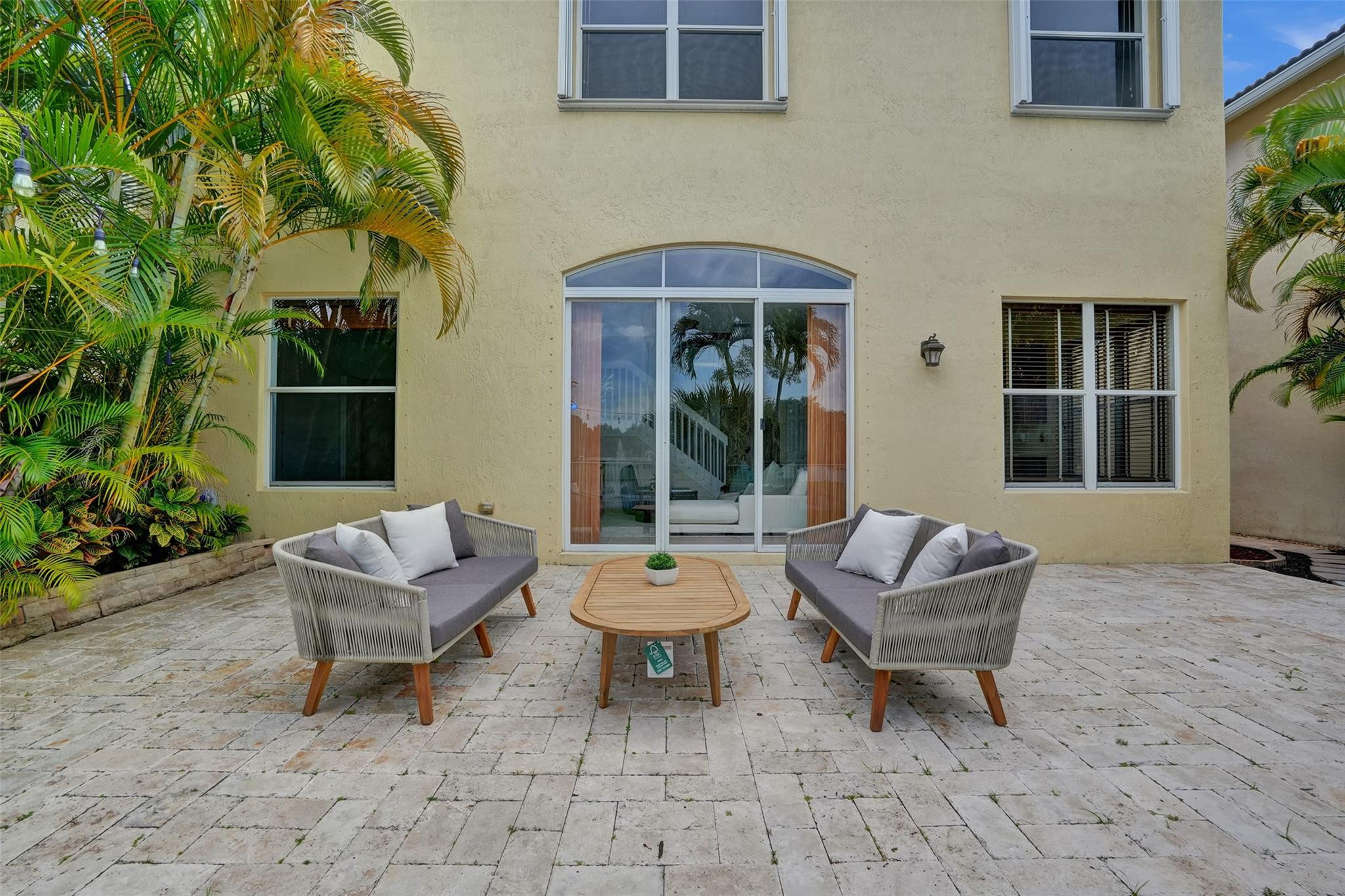4283 S Magnolia Cir