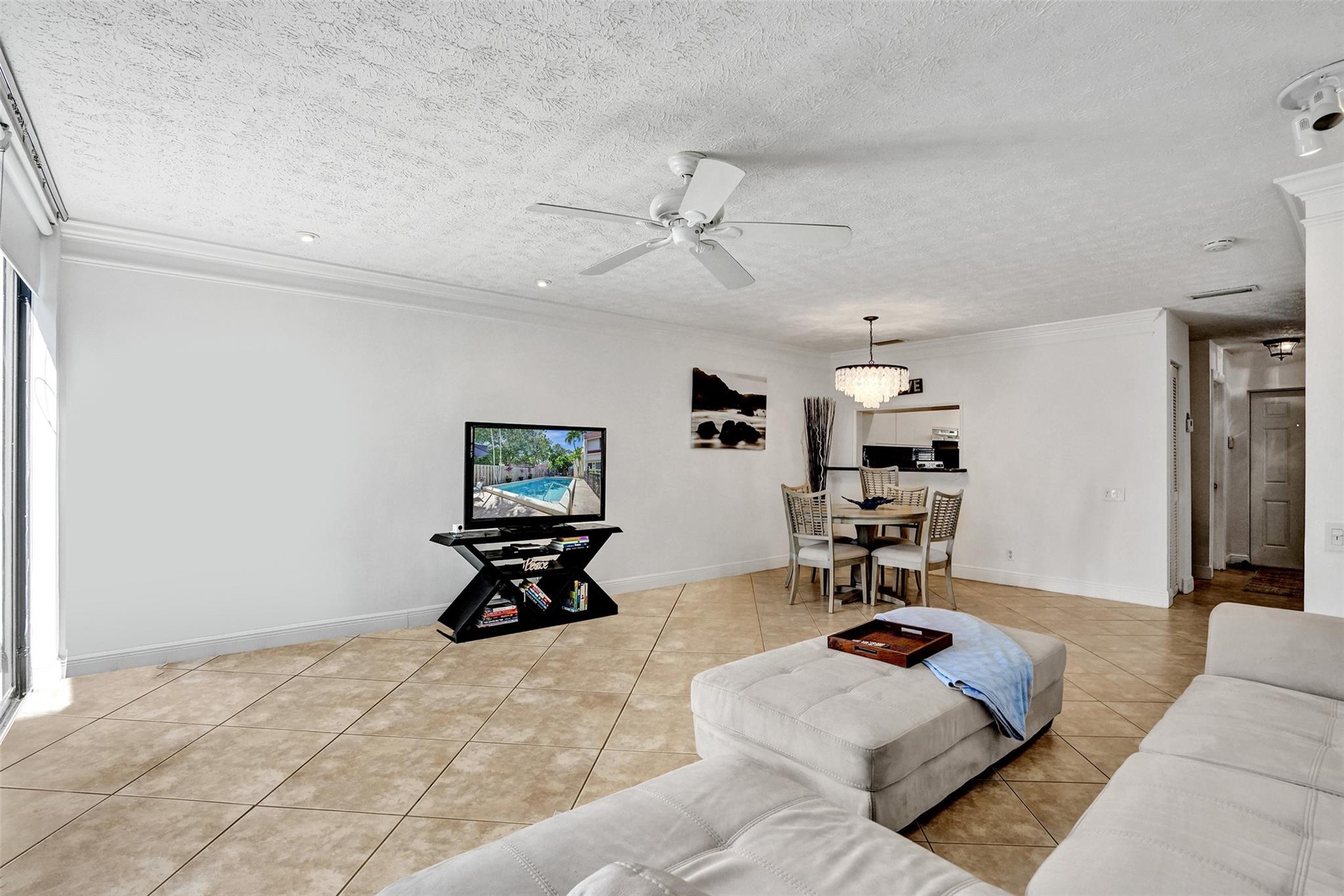 1415 S Miami Rd B