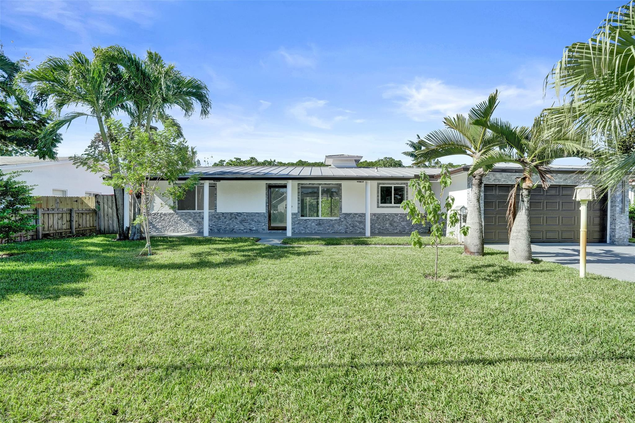 2615 NW 9th Ter