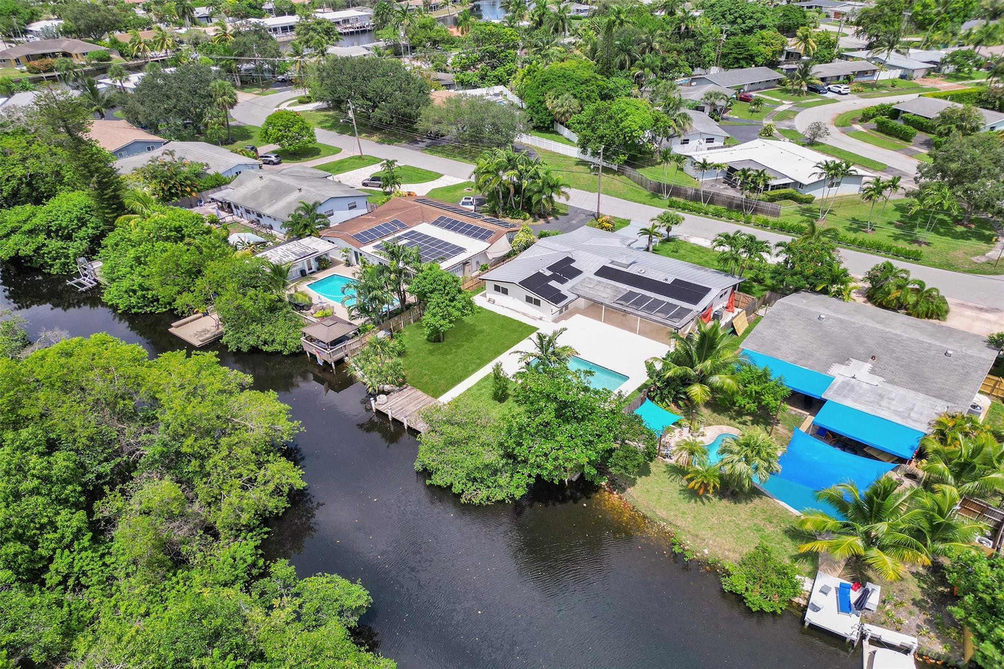 2615 NW 9th Ter