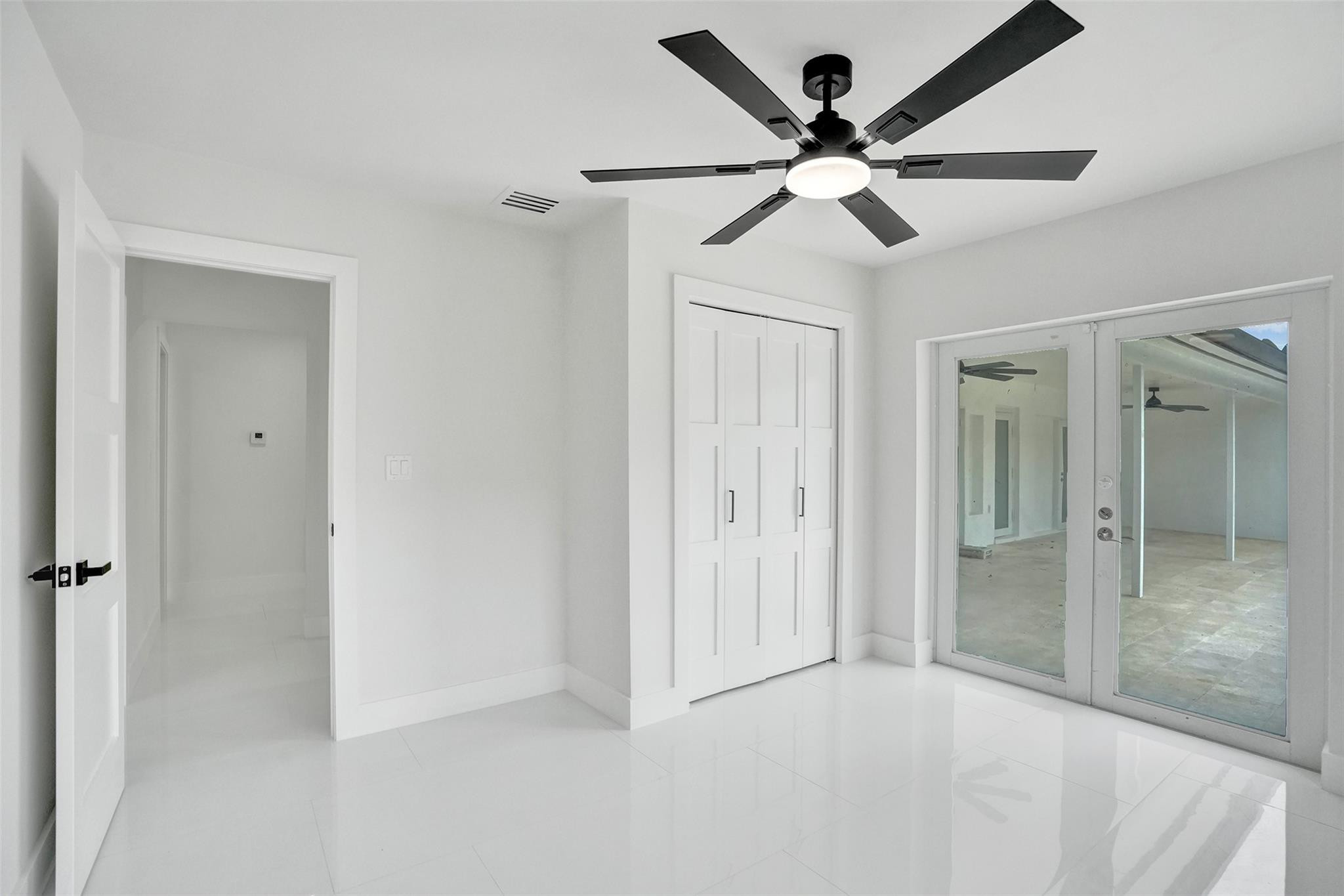2615 NW 9th Ter