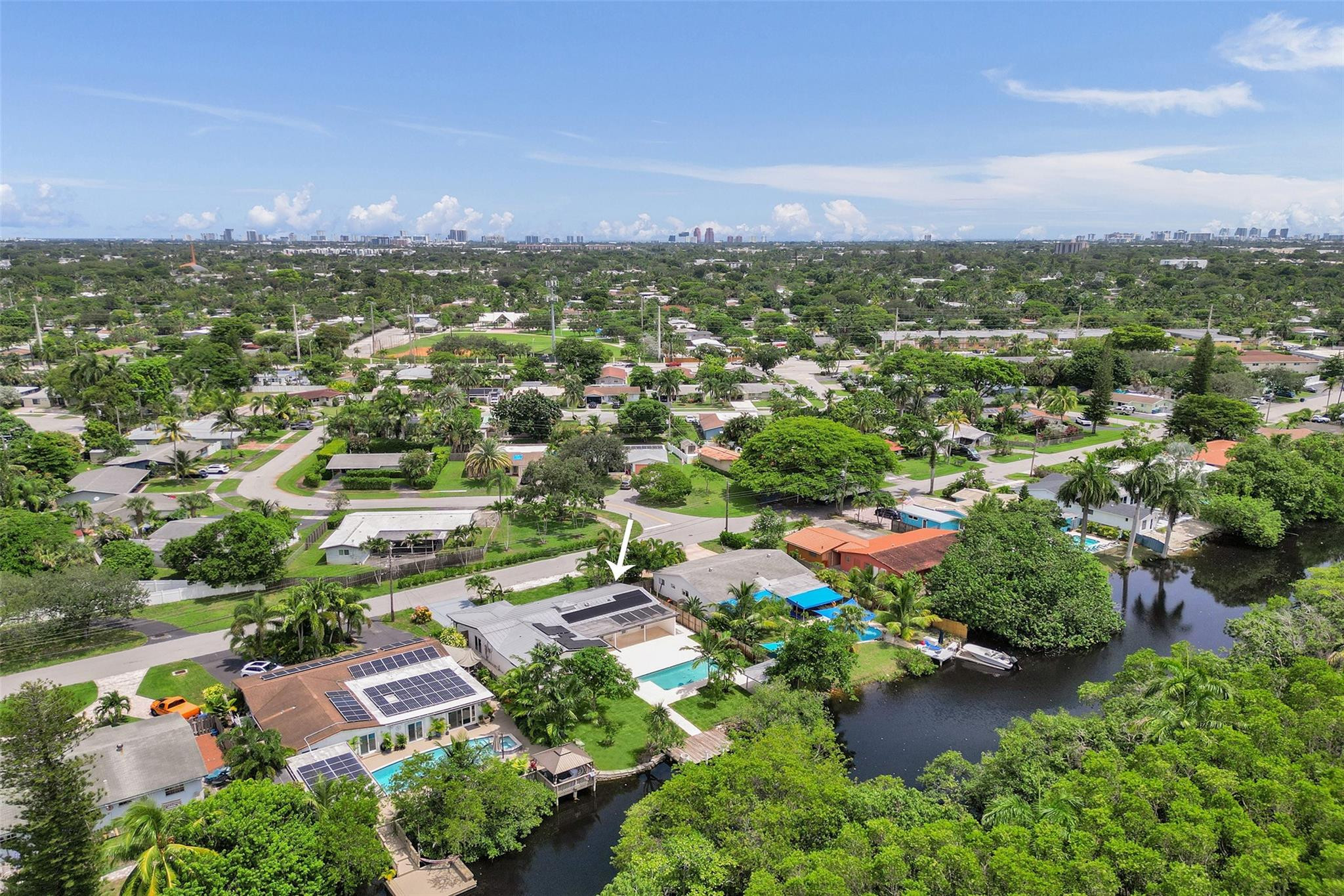 2615 NW 9th Ter