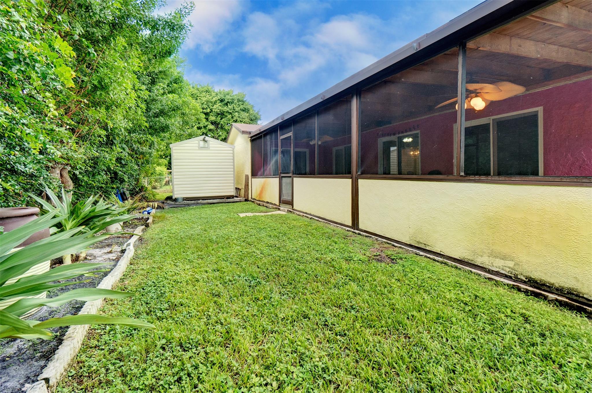 3931 NW 108th Ave