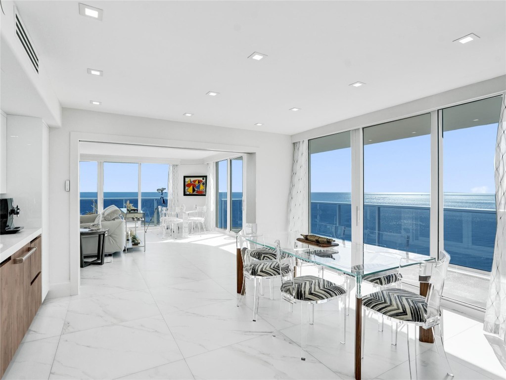 350 S Ocean Boulevard Ph-A