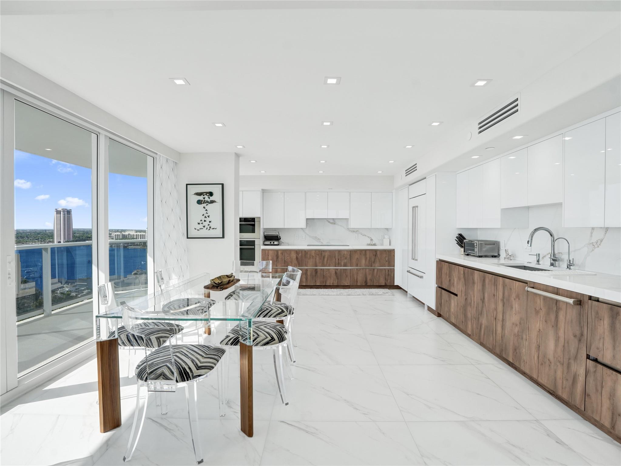 350 S Ocean Boulevard Ph-A