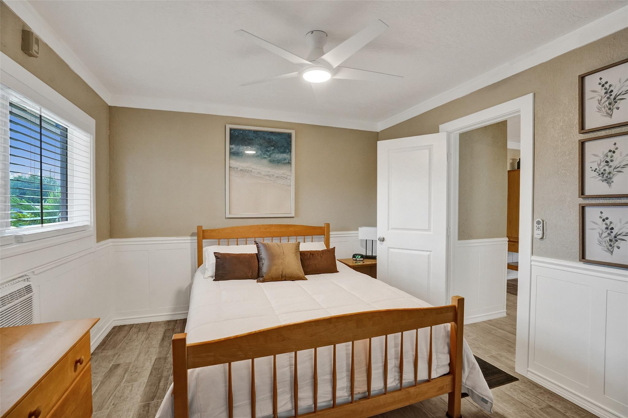 301 E Mcnab Road 115