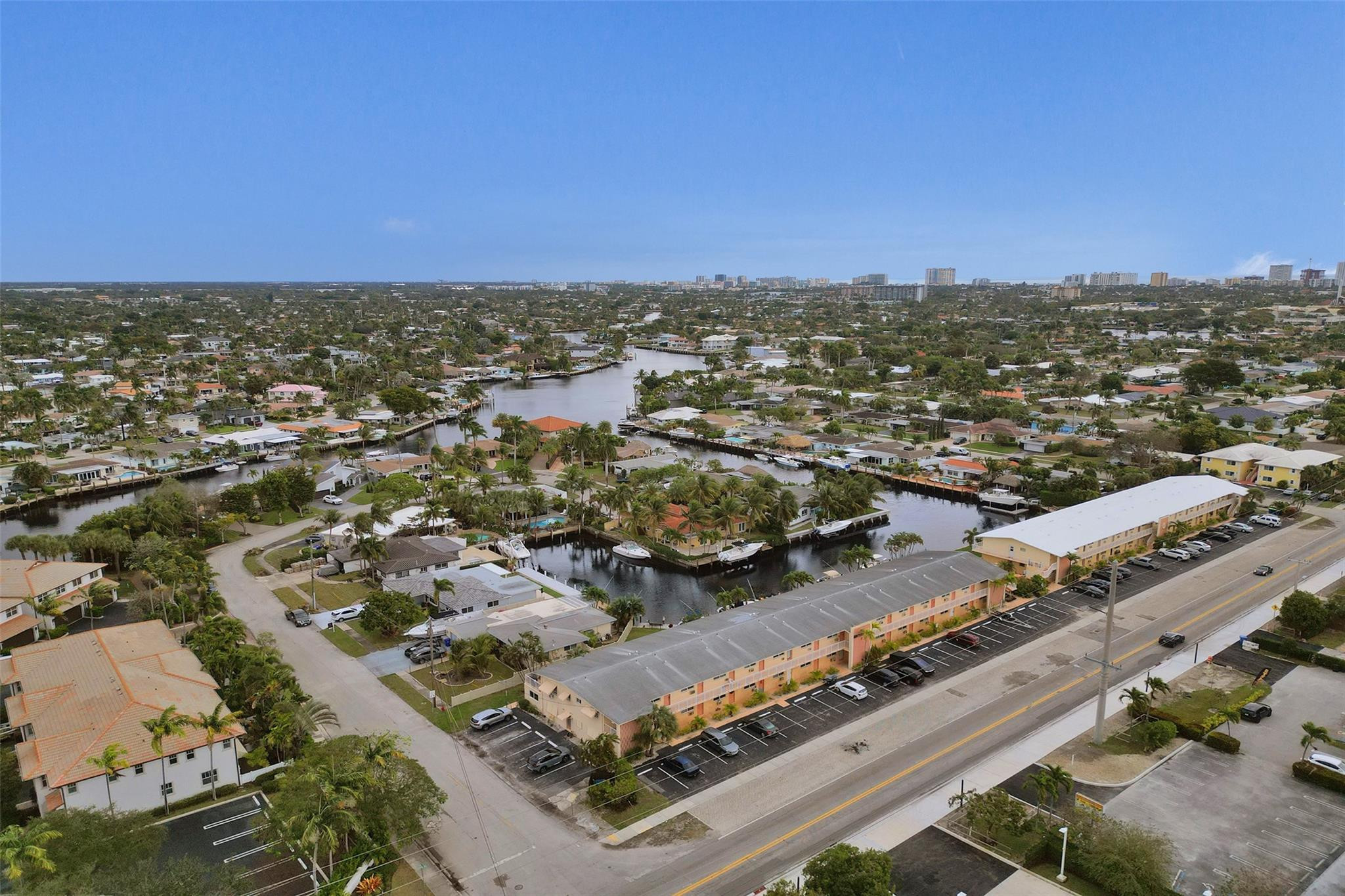 301 E Mcnab Road 115