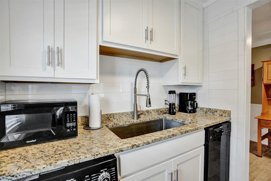 301 E Mcnab Road 115