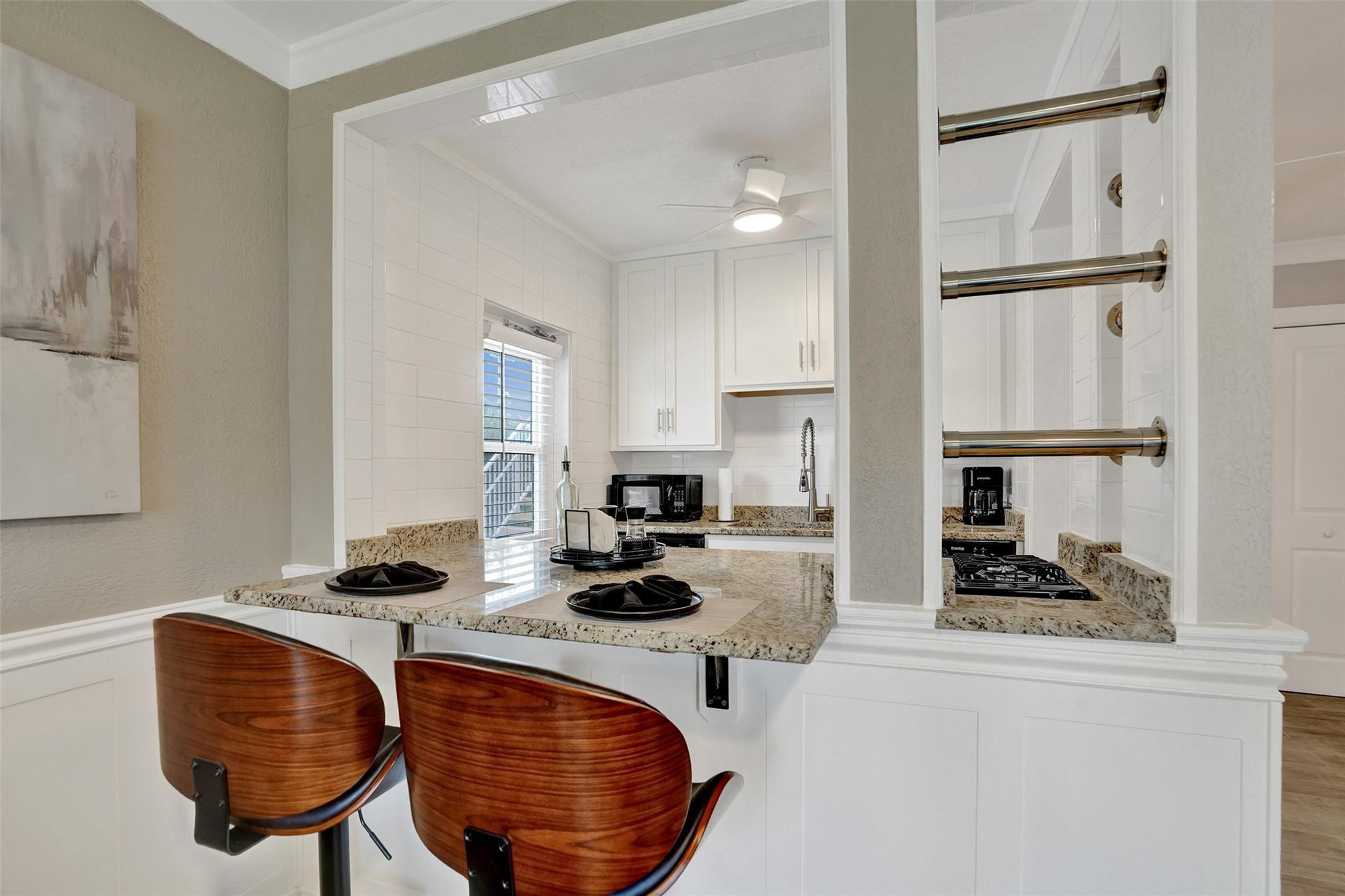 301 E Mcnab Road 115