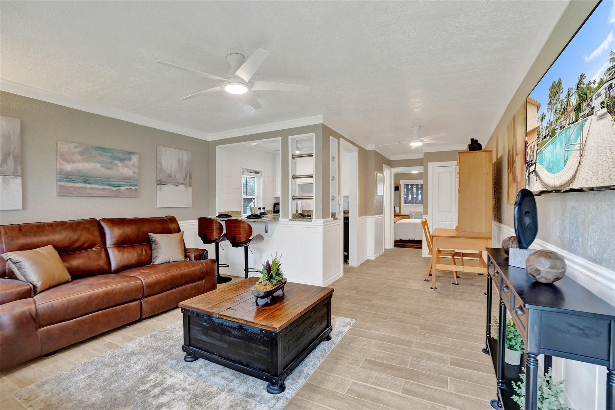 301 E Mcnab Road 115