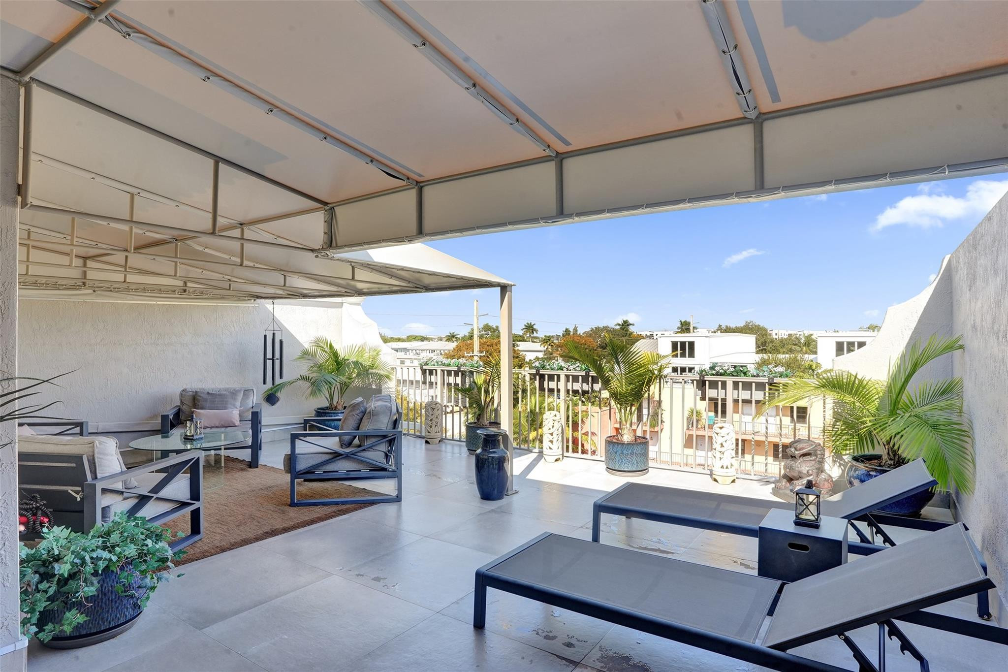 2706 NE 8th Avenue 2706