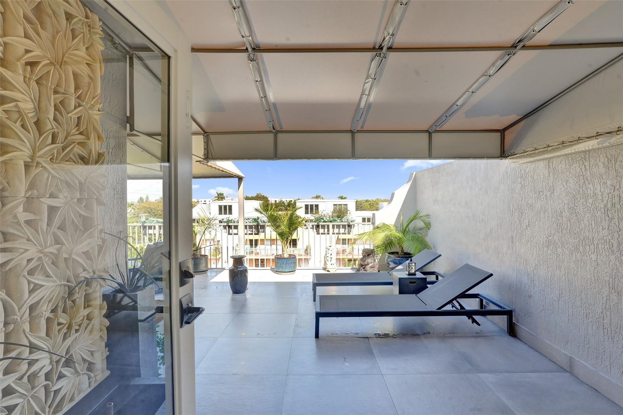 2706 NE 8th Avenue 2706