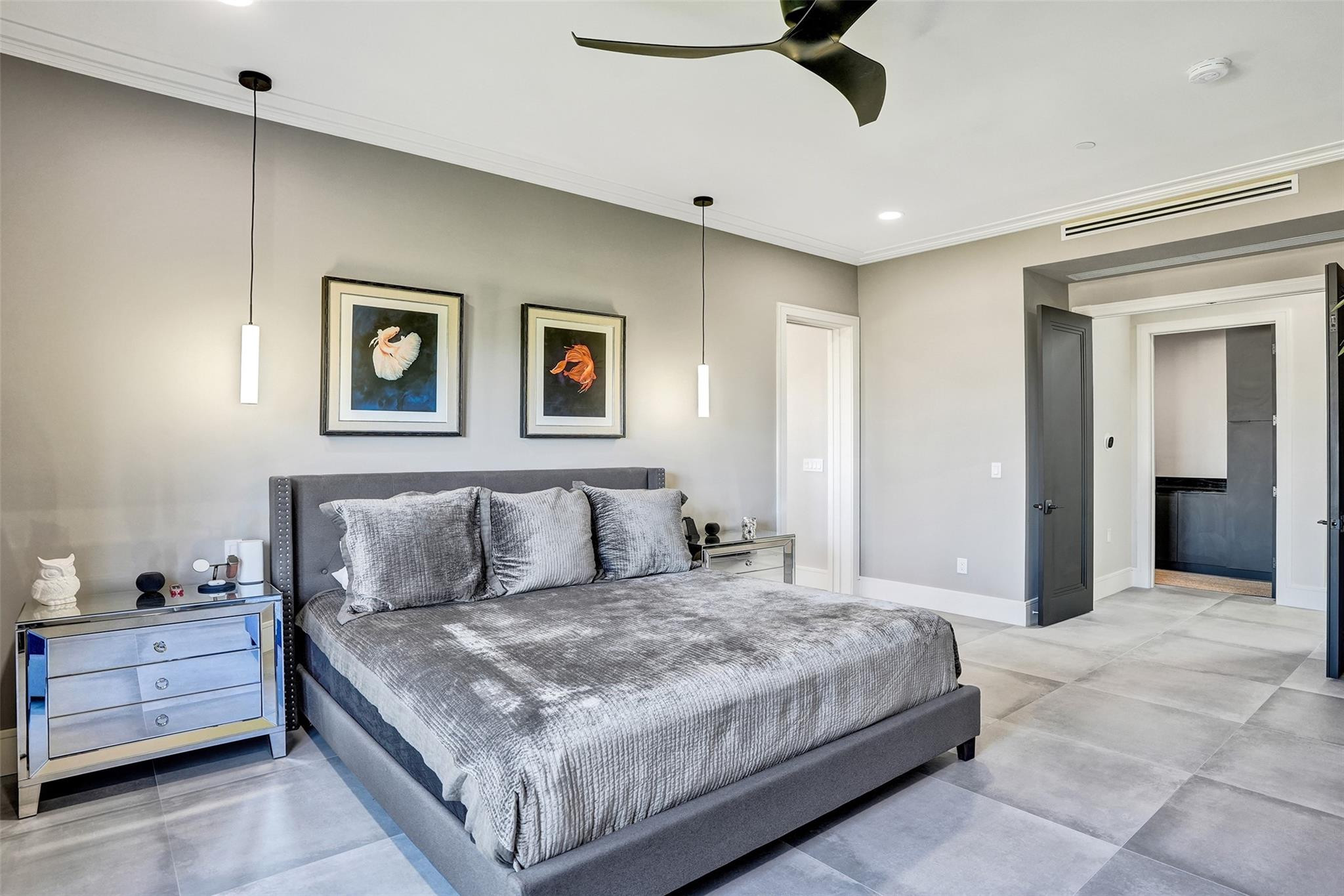 2706 NE 8th Avenue 2706