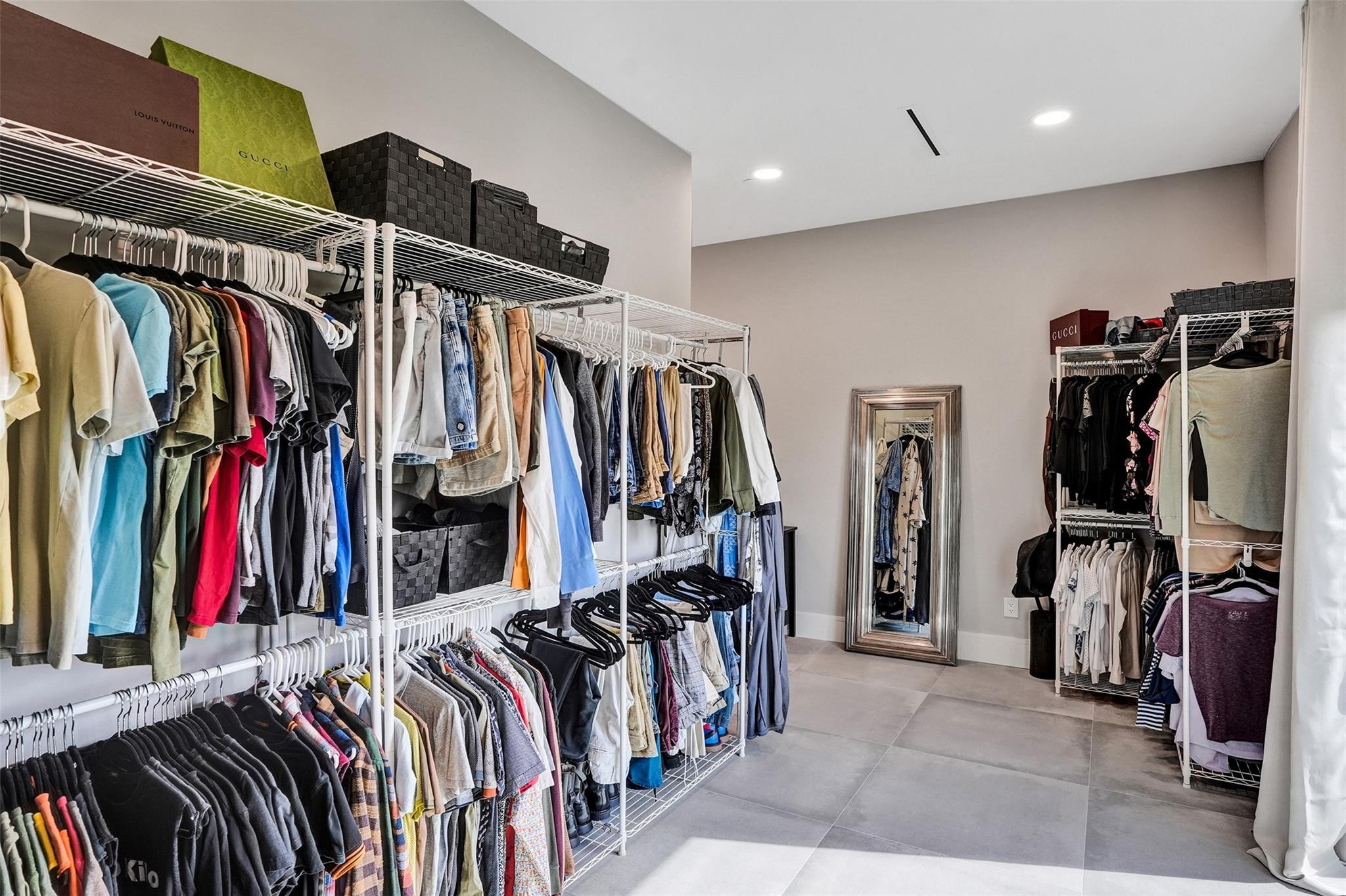 2706 NE 8th Avenue 2706