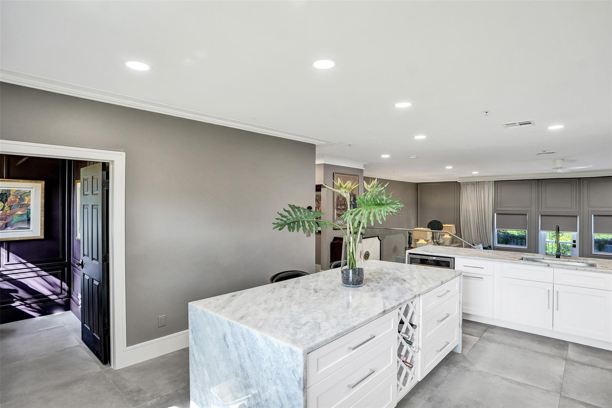 2706 NE 8th Avenue 2706