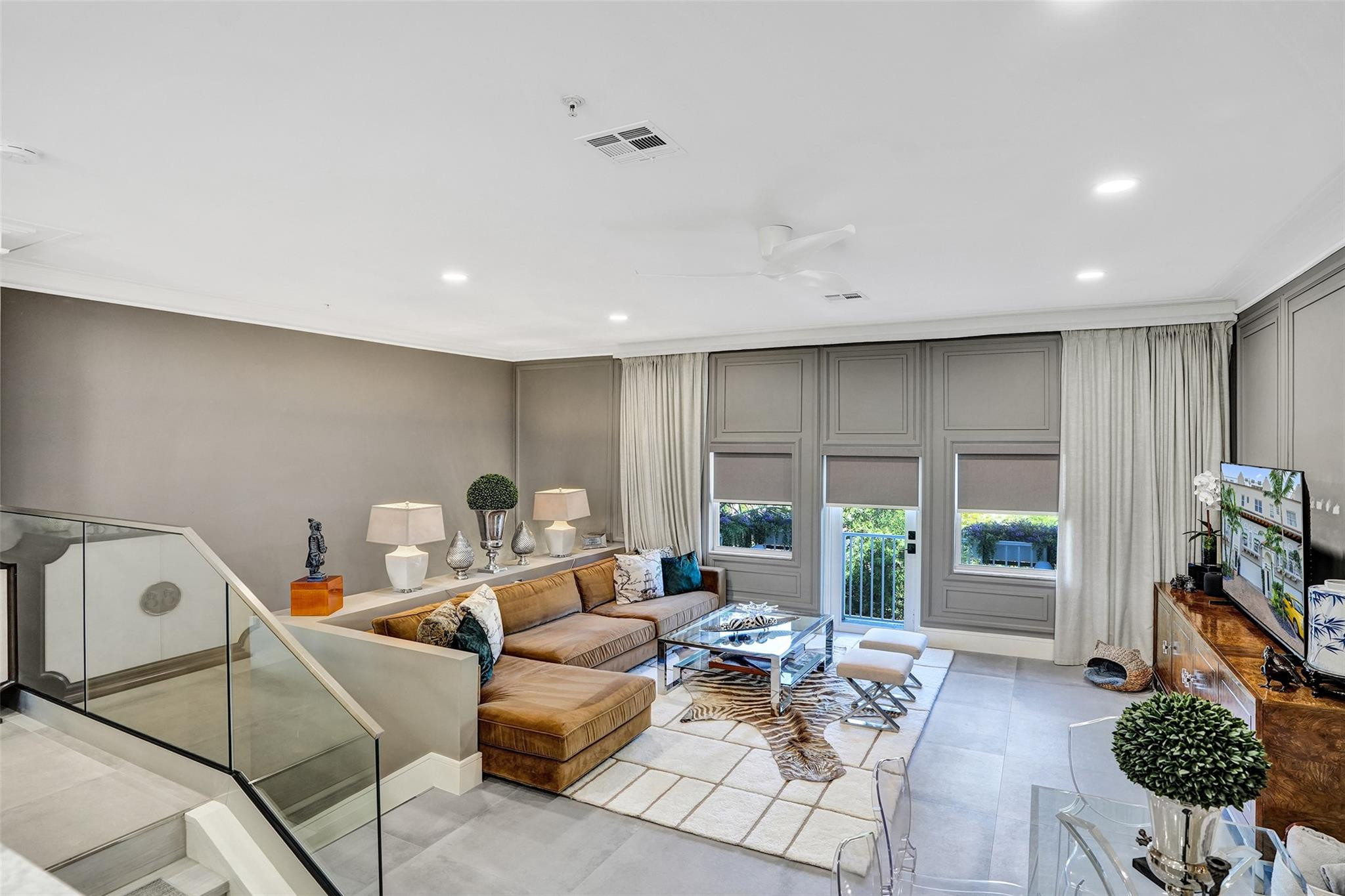 2706 NE 8th Avenue 2706