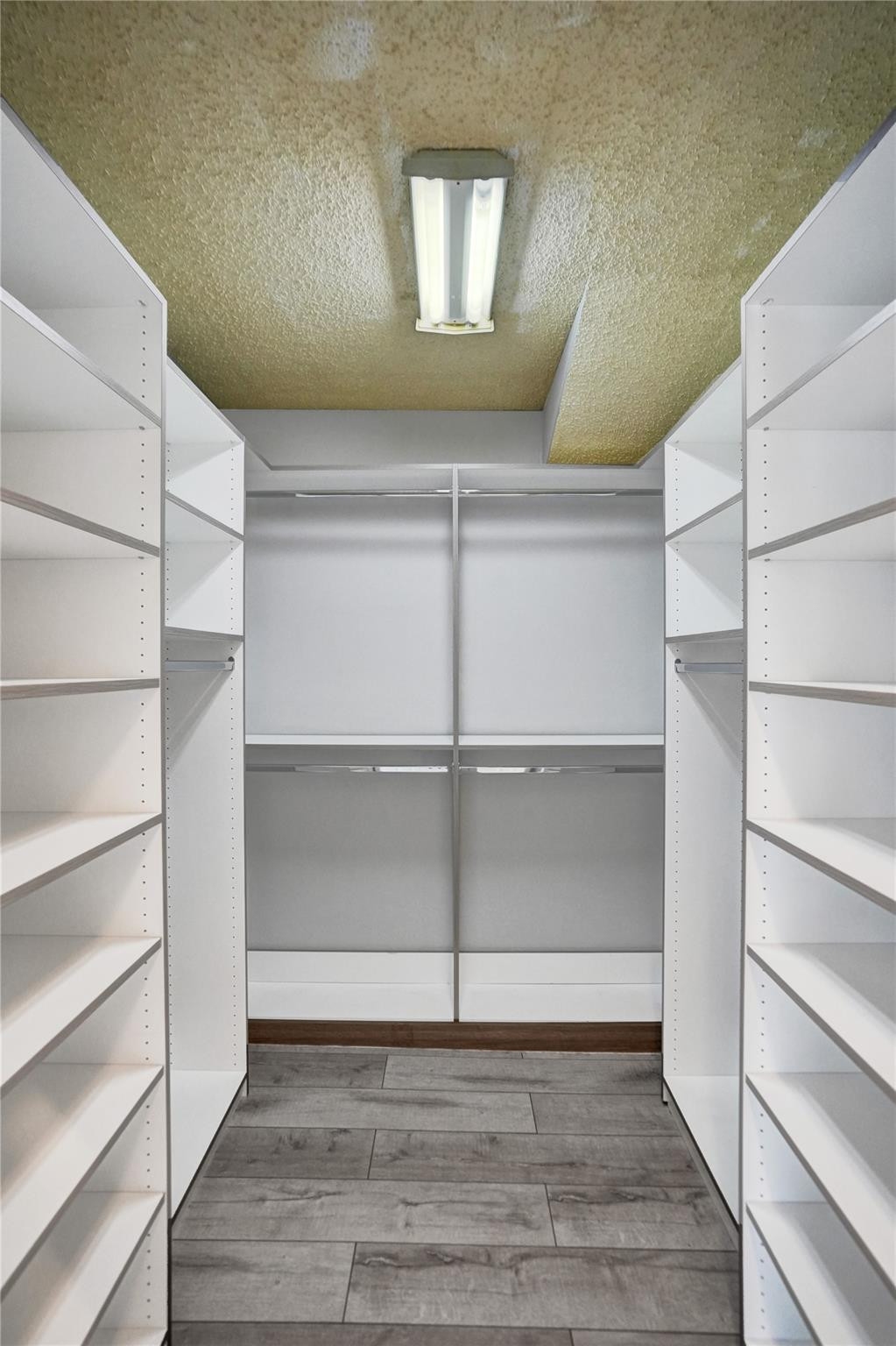 19321 NW 10th Street