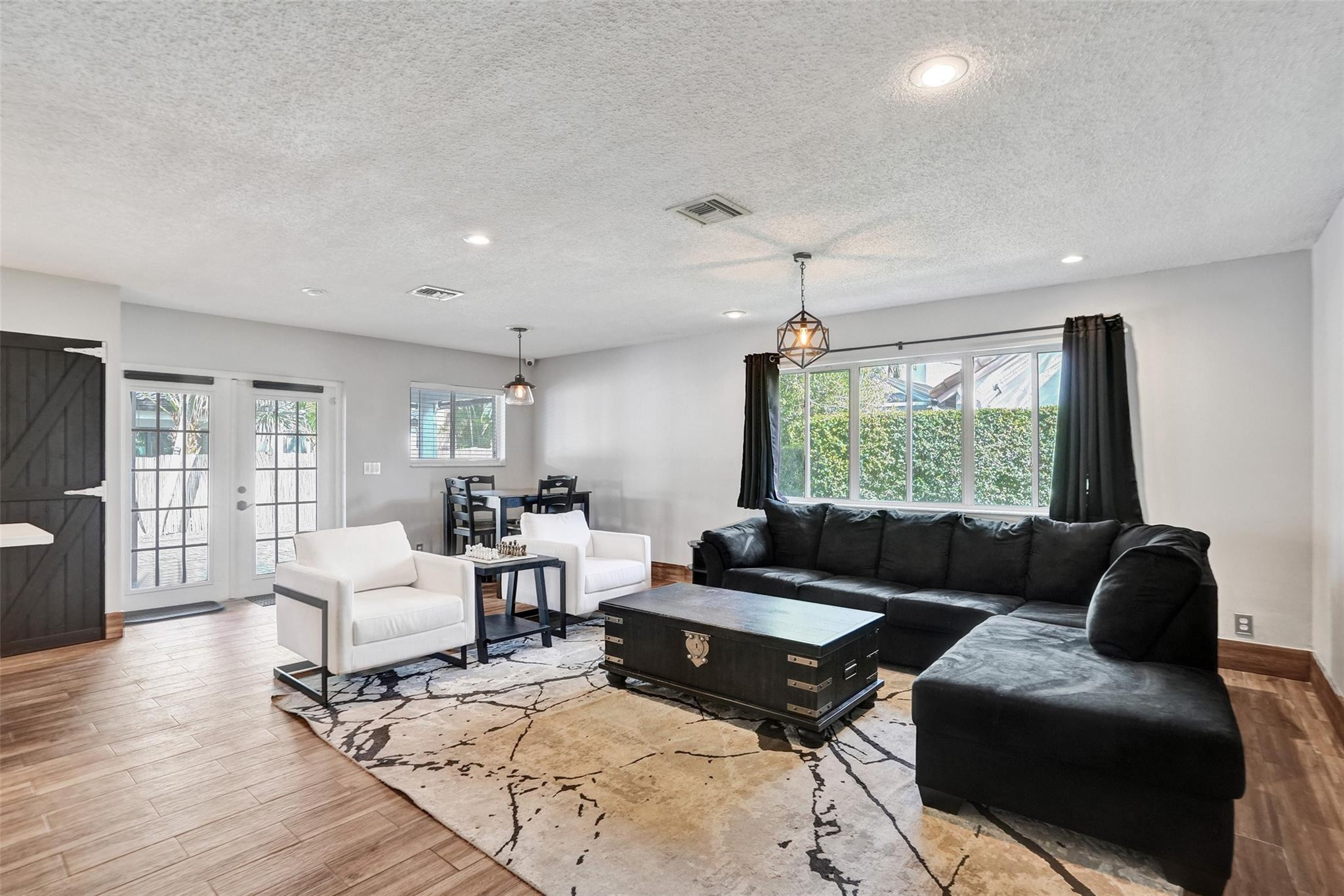 19321 NW 10th Street