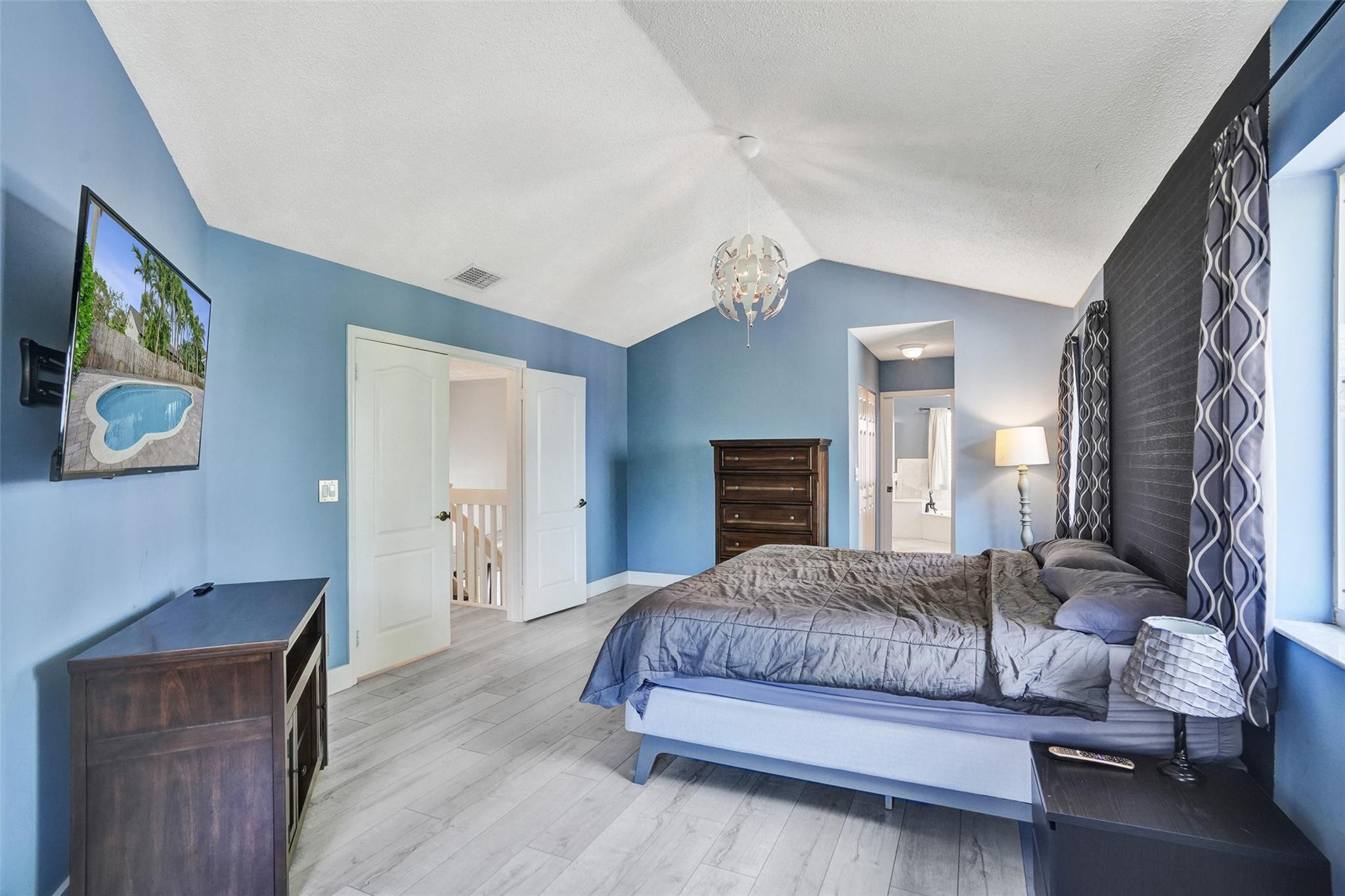 19321 NW 10th Street