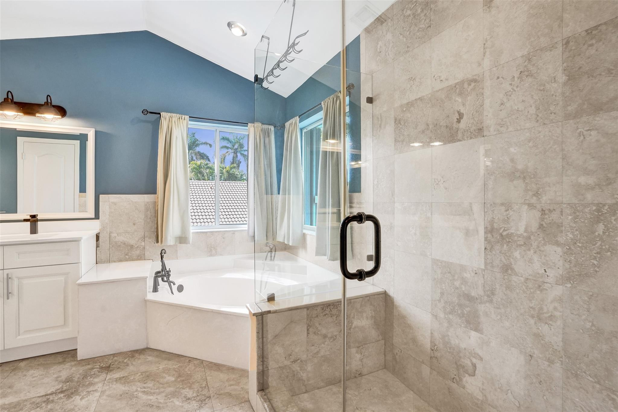 19321 NW 10th Street