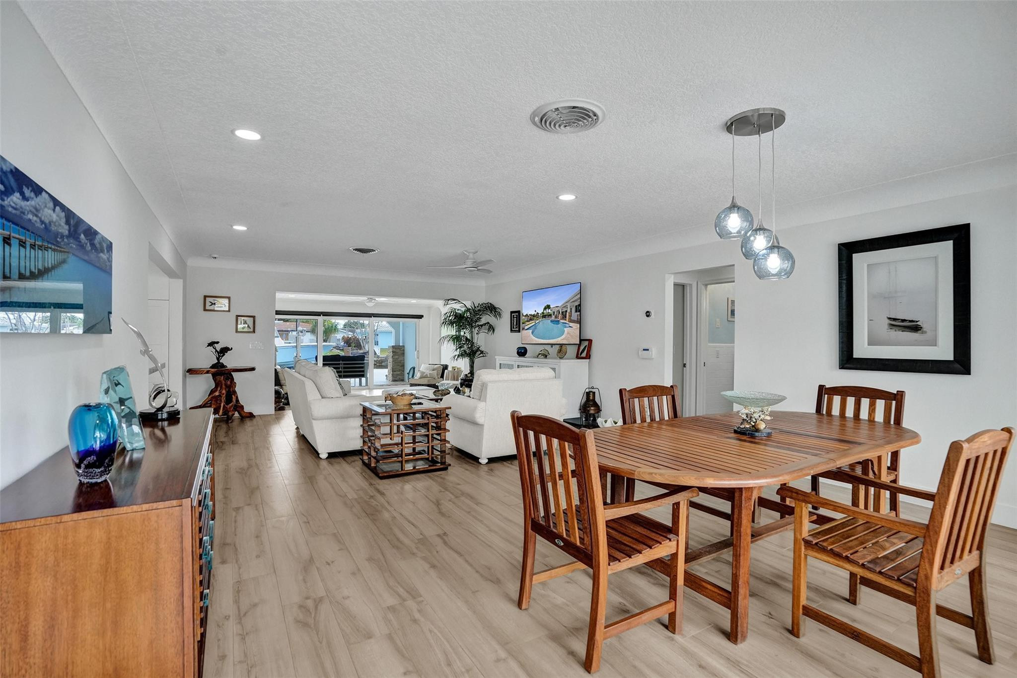 400 SE 5th Terrace