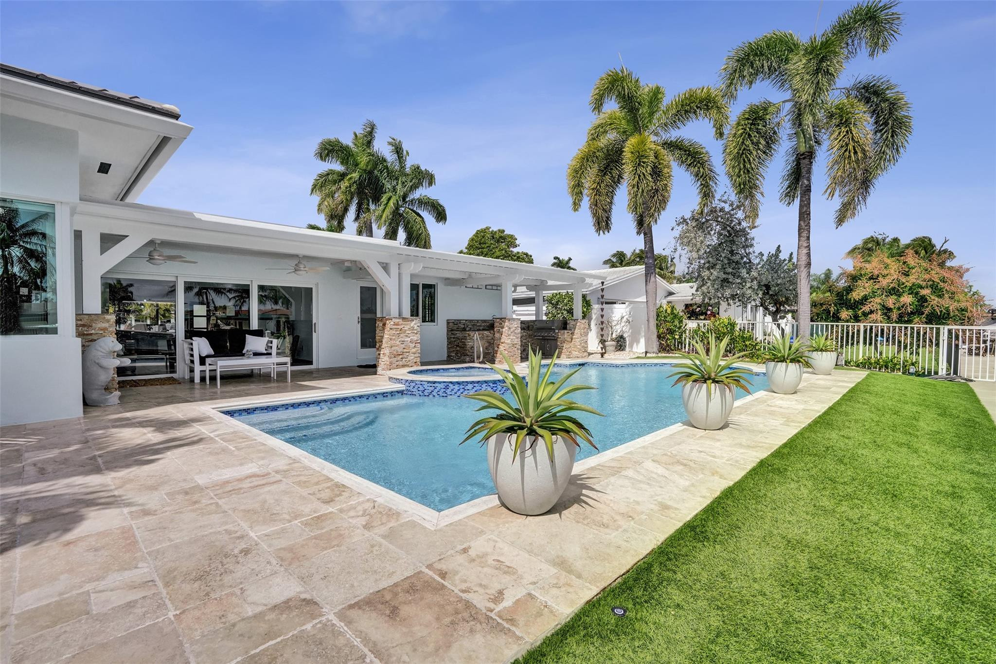 400 SE 5th Terrace