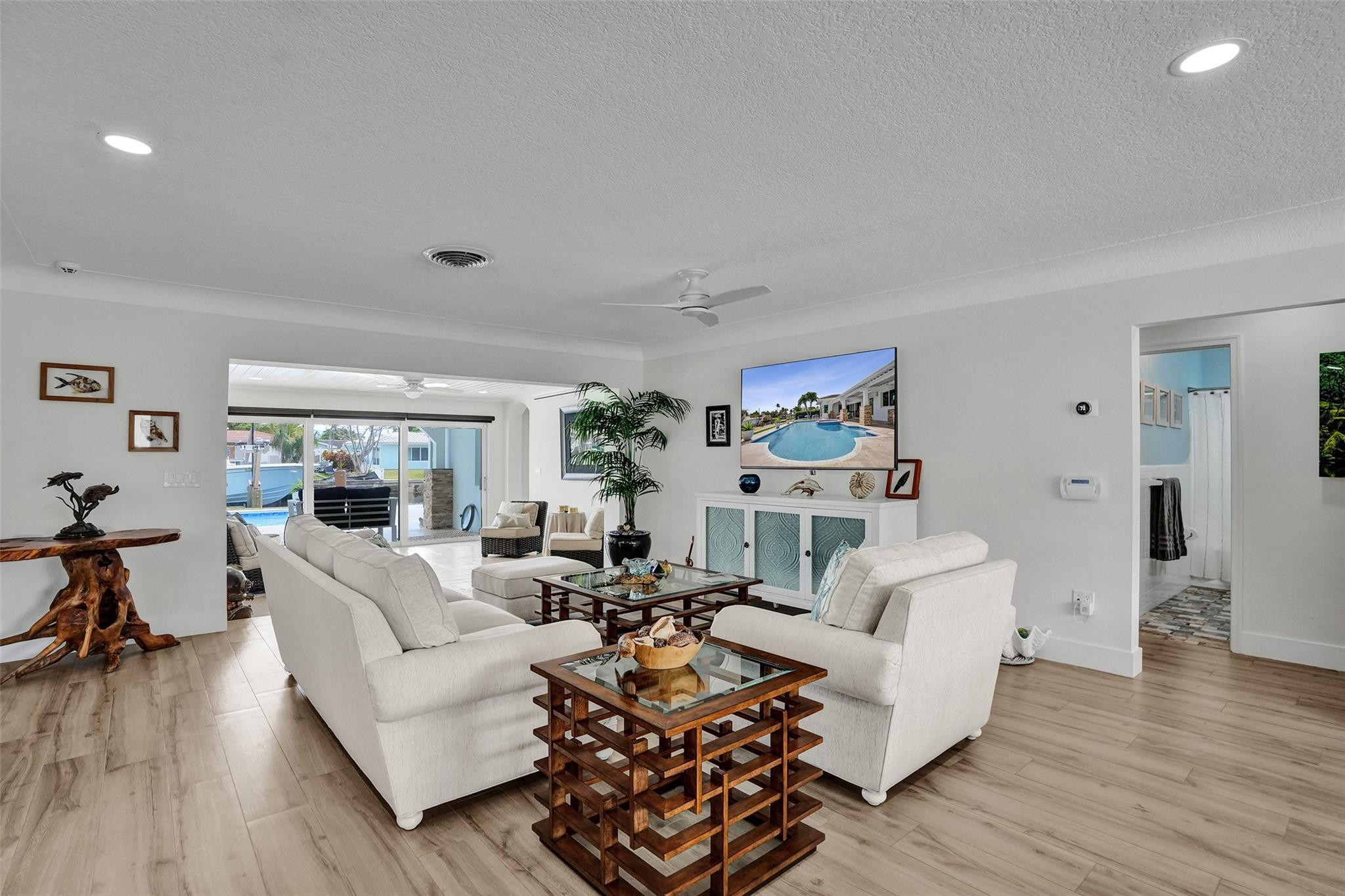 400 SE 5th Terrace