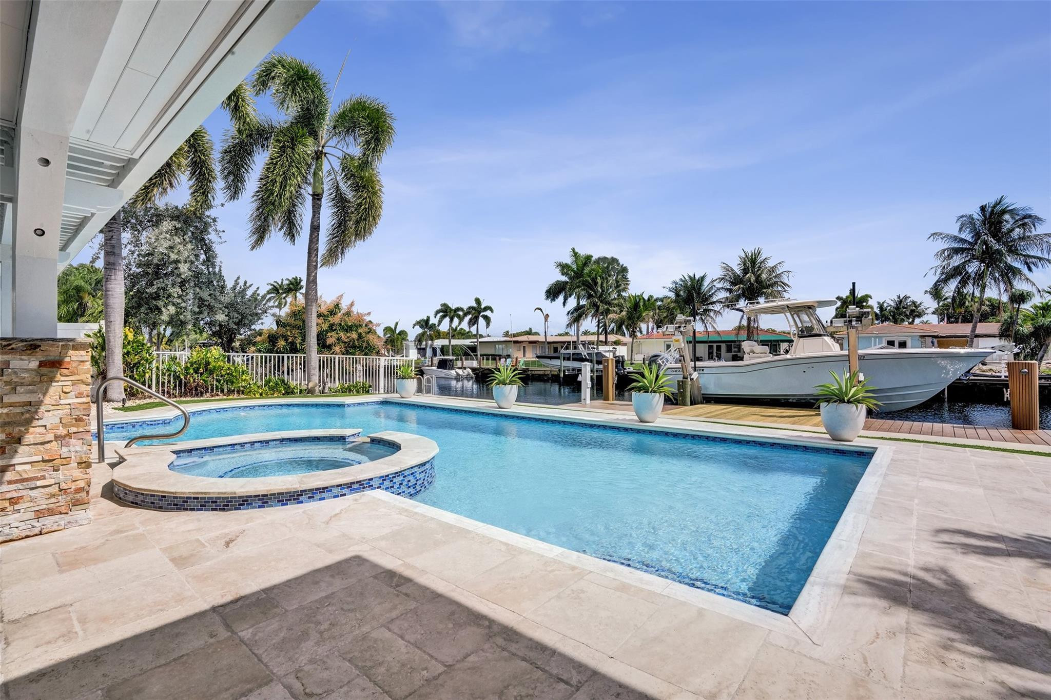 400 SE 5th Terrace