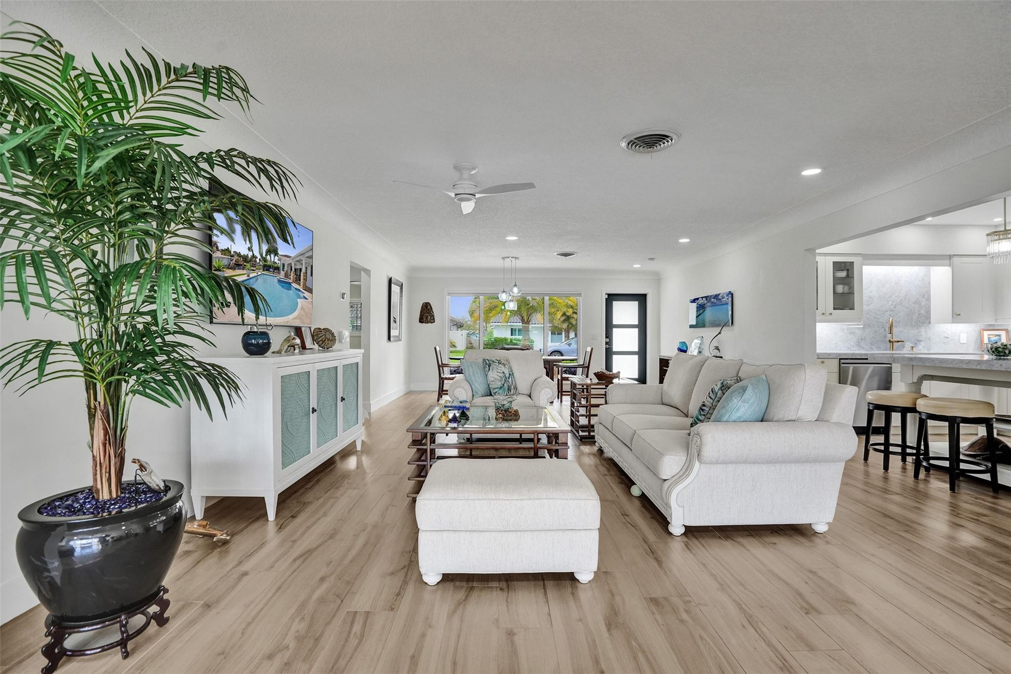 400 SE 5th Terrace