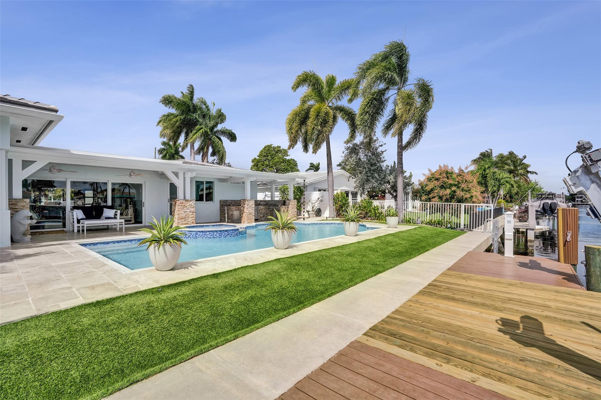 400 SE 5th Terrace