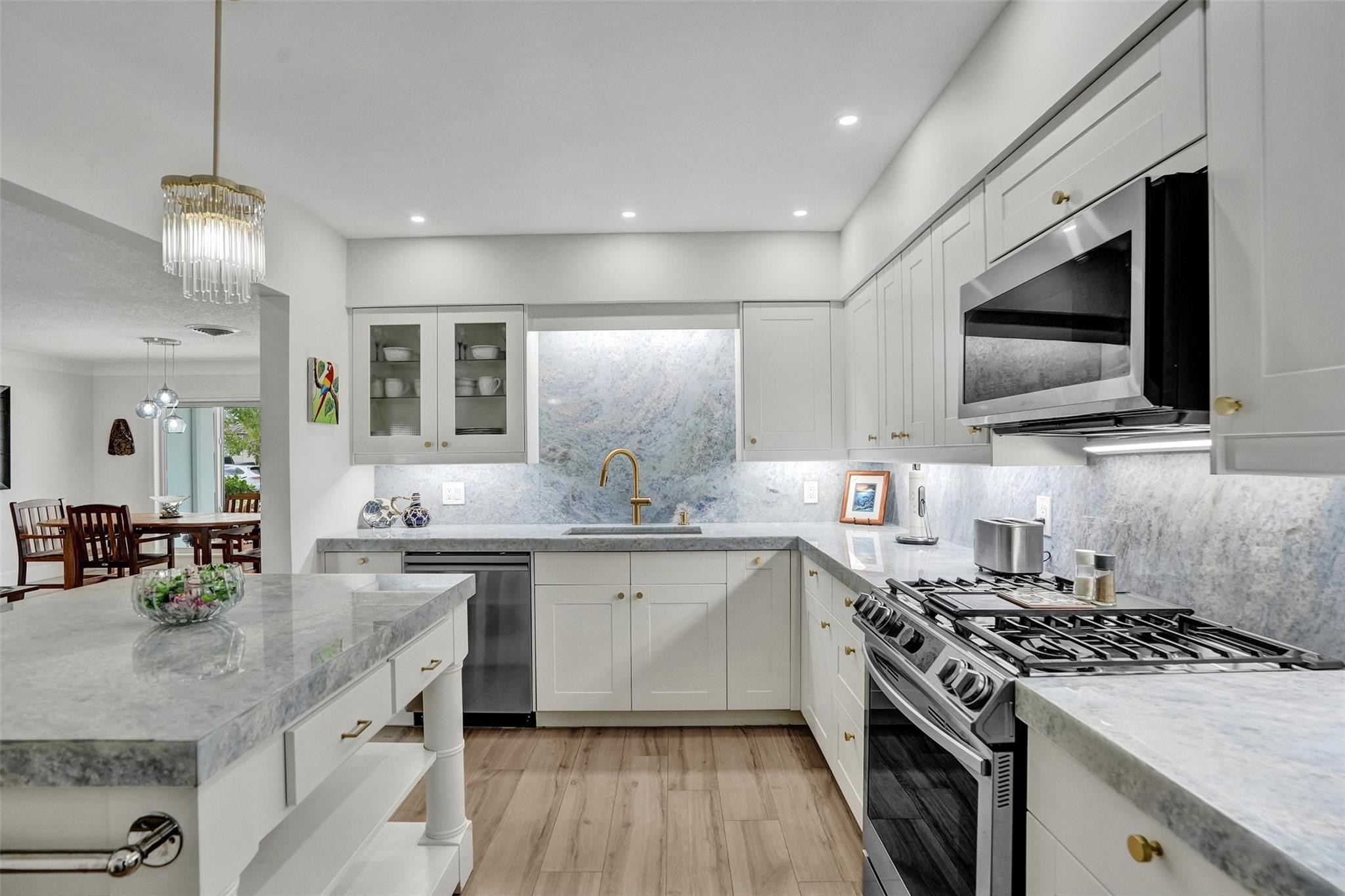 400 SE 5th Terrace