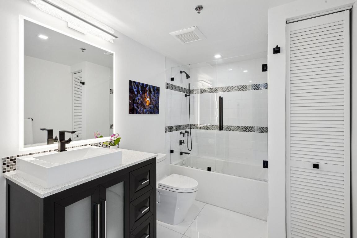 2641 N Flamingo Road 1708n