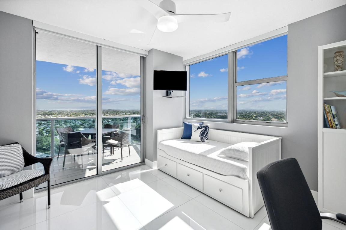 2641 N Flamingo Road 1708n