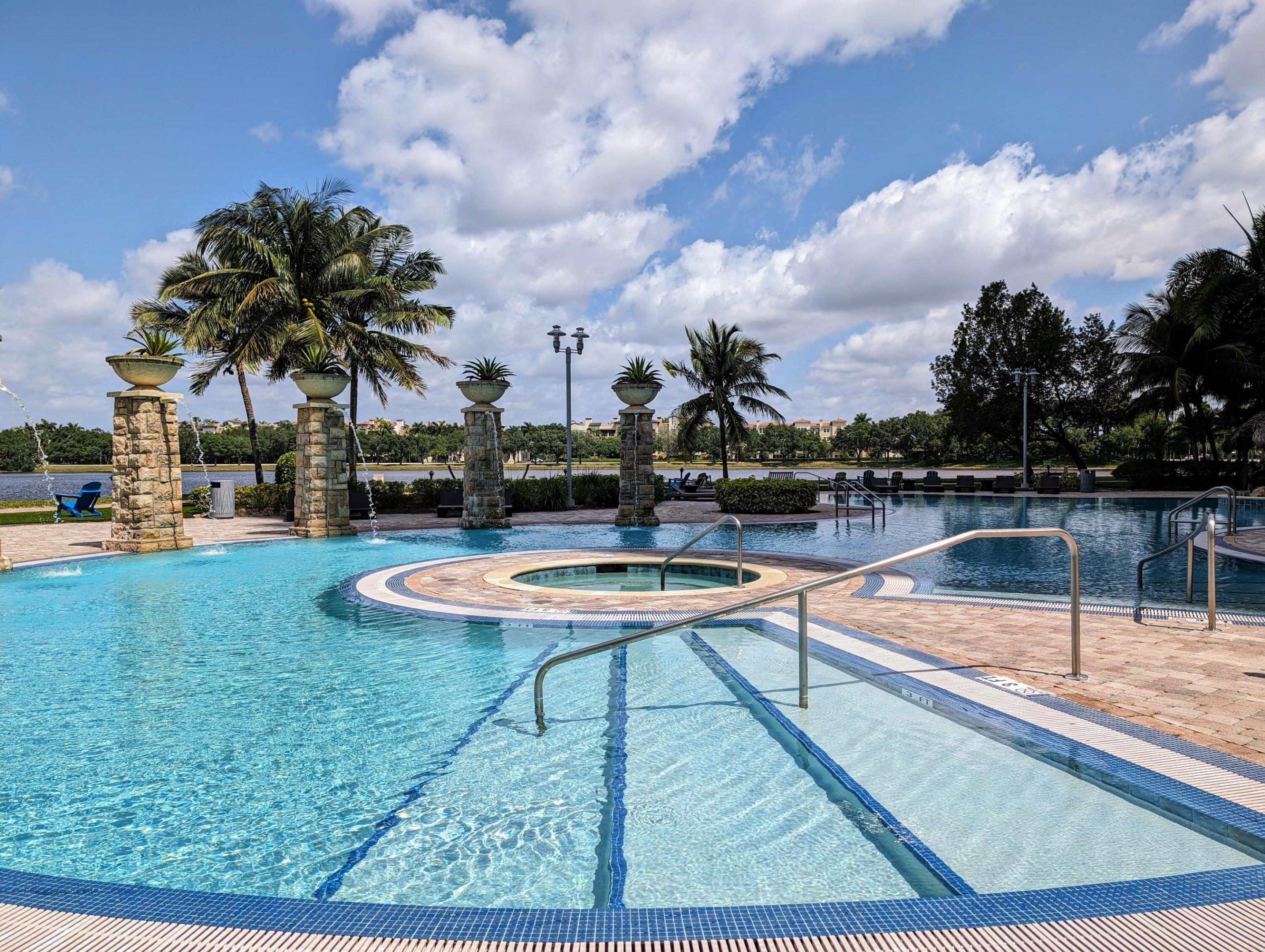 2641 N Flamingo Road 1708n