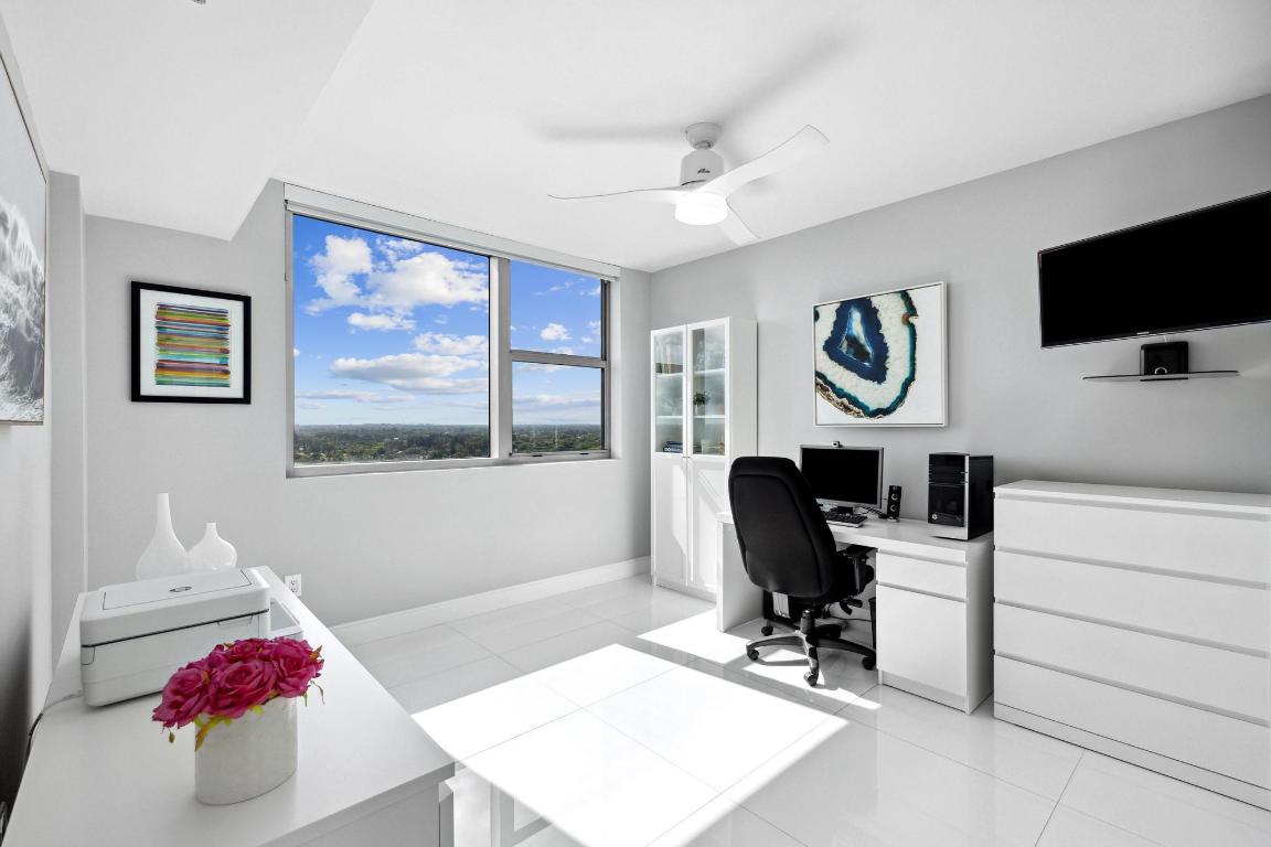 2641 N Flamingo Road 1708n