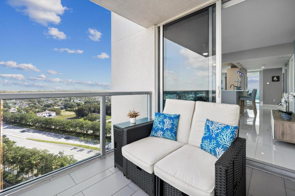 2641 N Flamingo Road 1708n