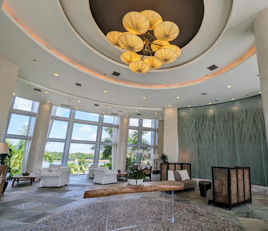 2641 N Flamingo Road 1708n