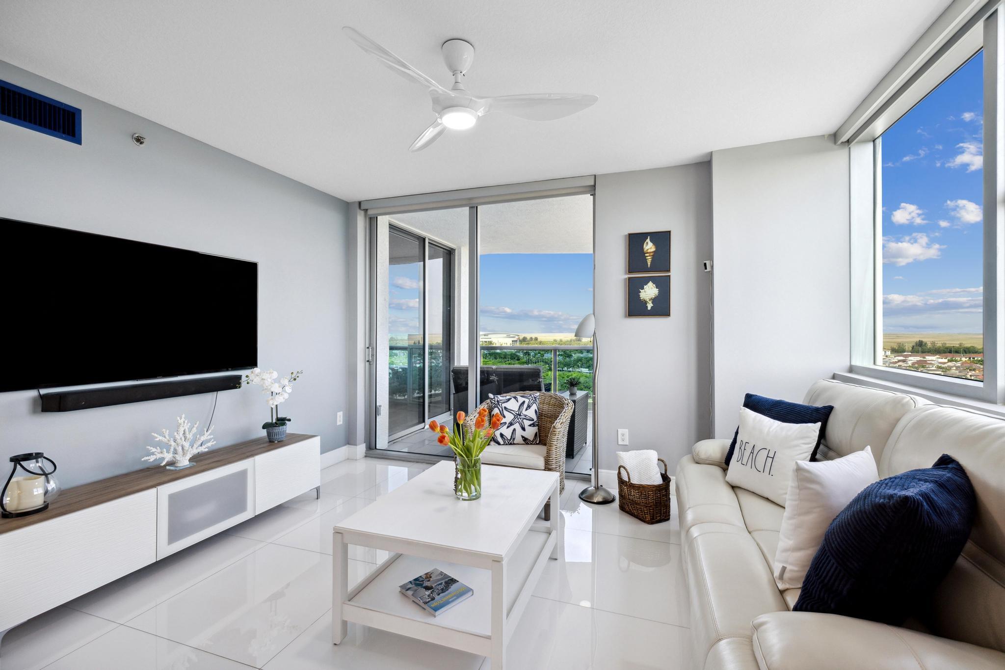 2641 N Flamingo Road 1708n