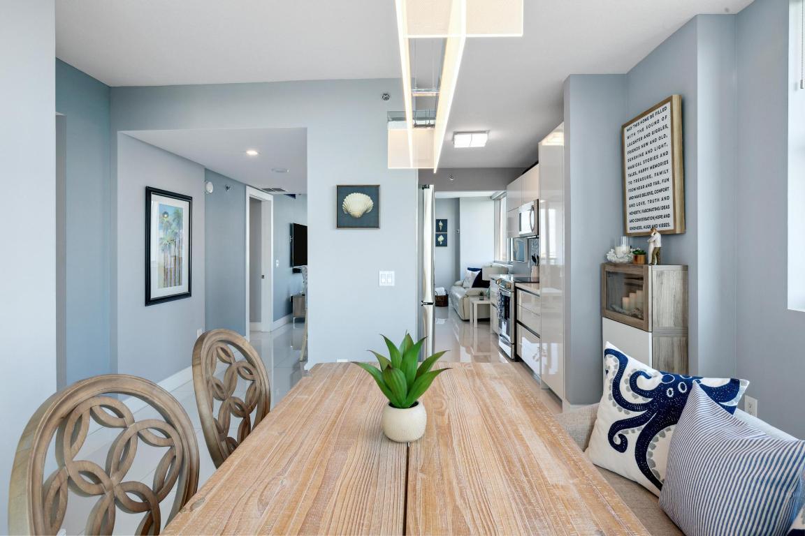 2641 N Flamingo Road 1708n