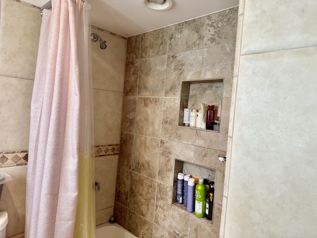 815 Middle River Drive 210