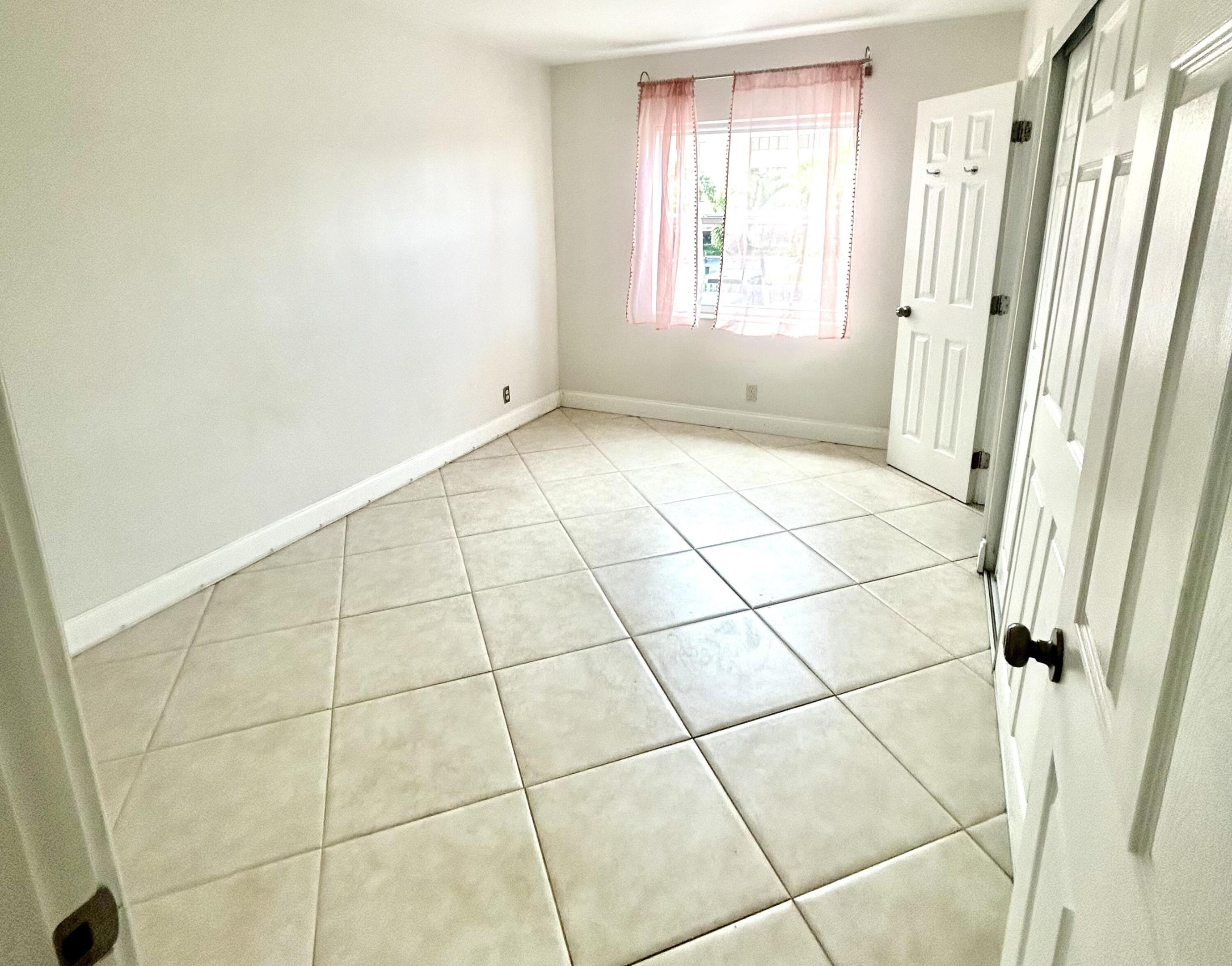 815 Middle River Drive 210