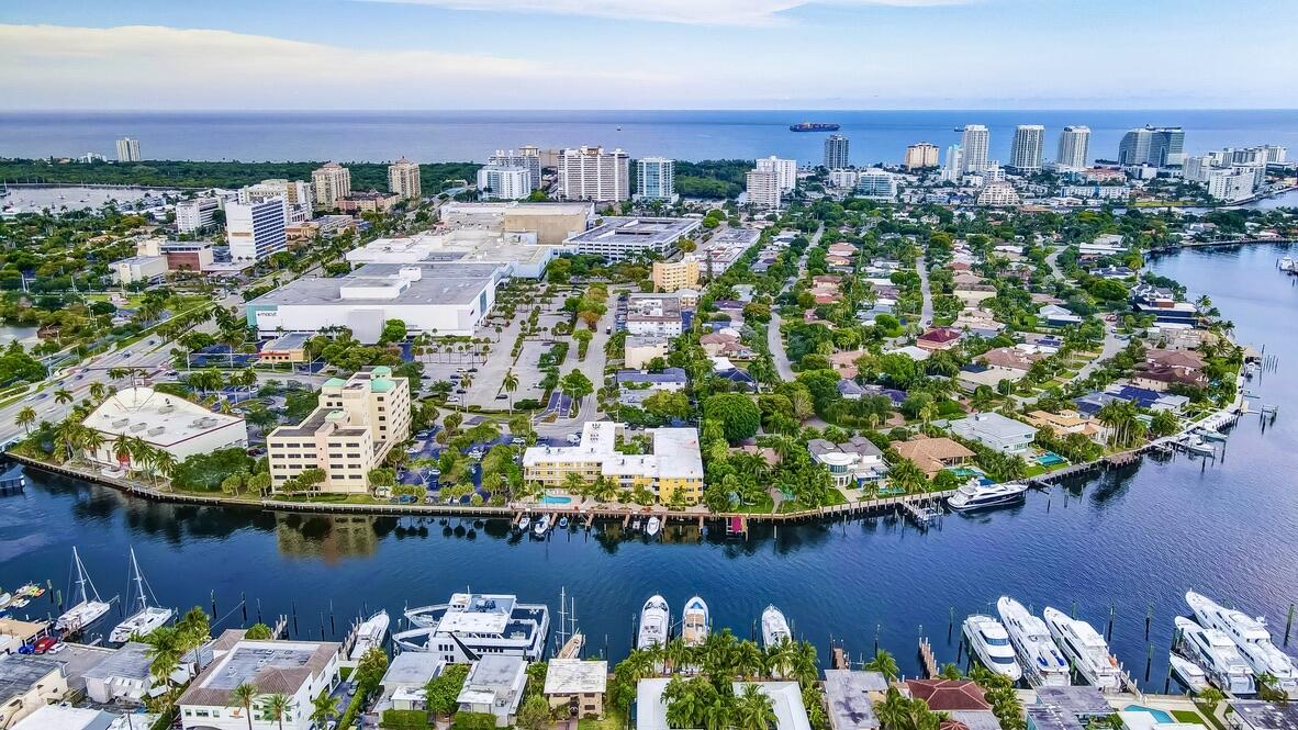 815 Middle River Drive 210